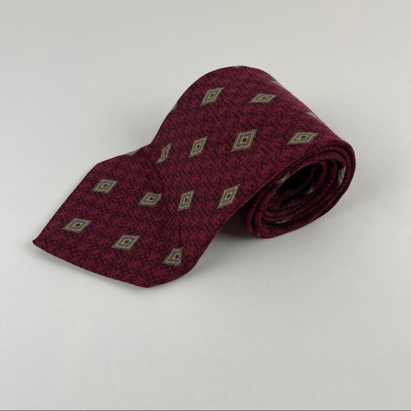 Fila A Mano Tie Mens Red Diamonds All Silk Tailored By Tom James - Picture 1 of 5